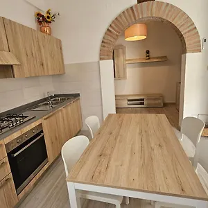 Via Roma Appartamento Castelnuovo D'elsa